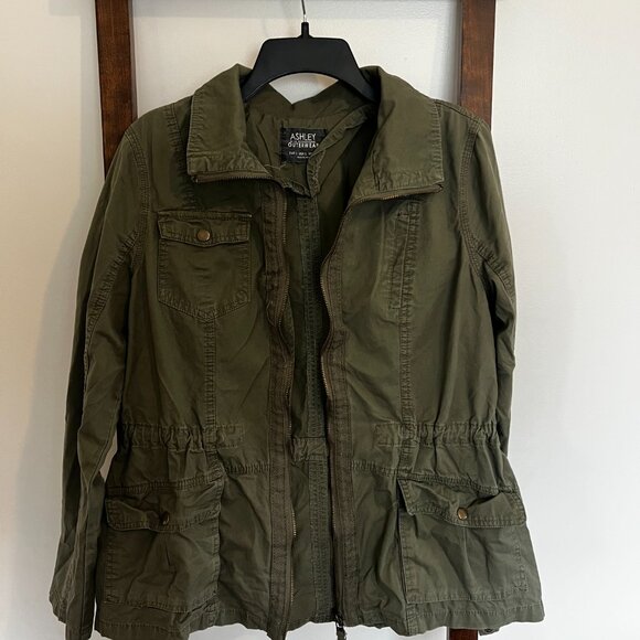 Army Jacket - Picture 2 of 7